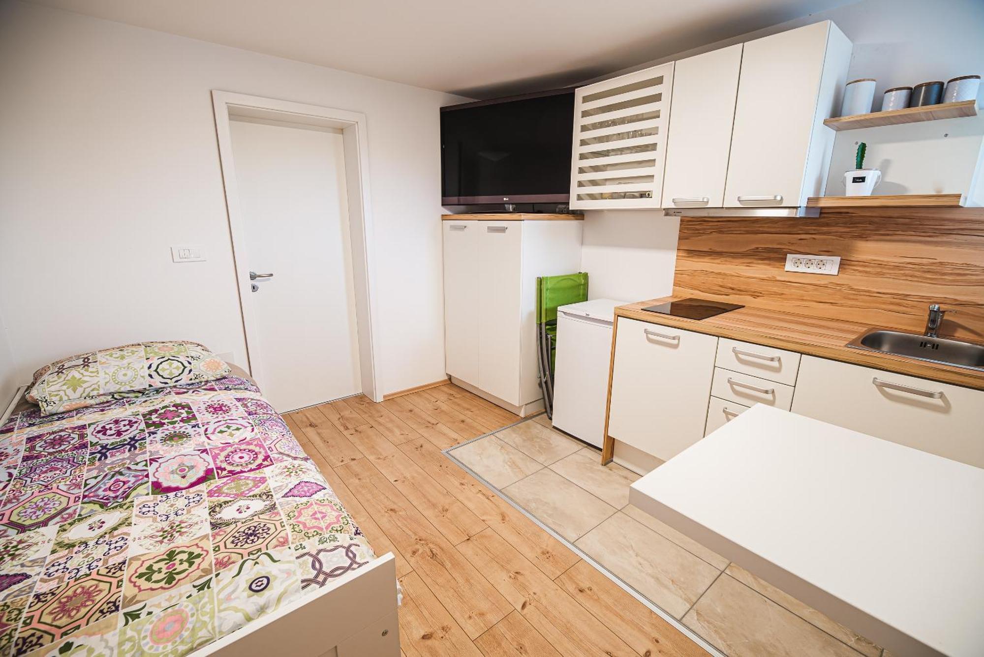 Apartments Rozalija Preddvor Ruang foto