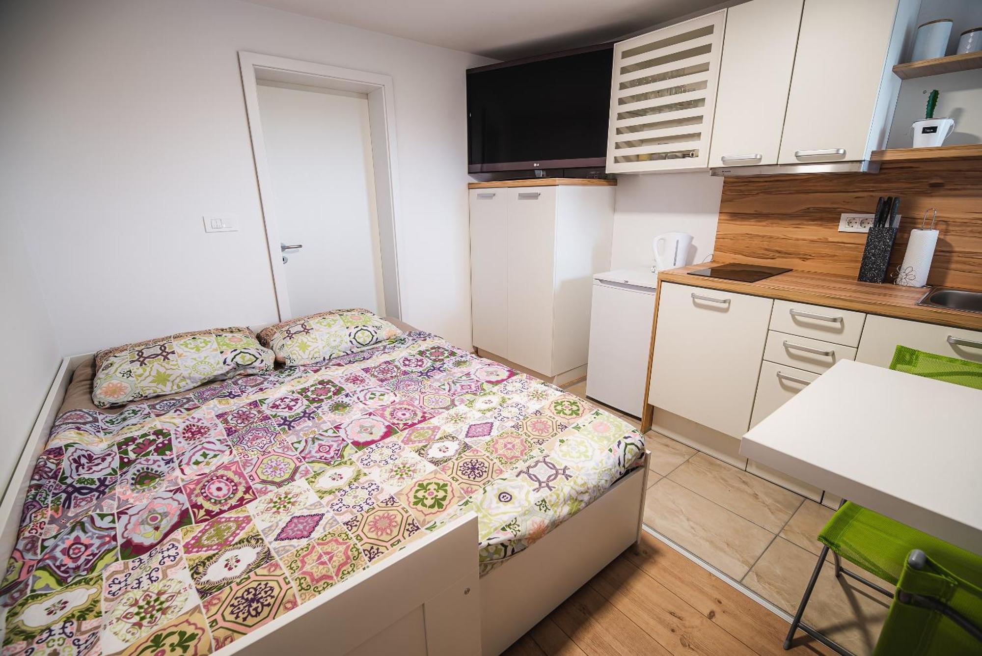 Apartments Rozalija Preddvor Ruang foto